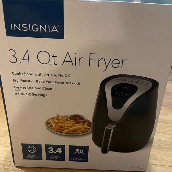 Insignia by Sigvaris Kitchen New In Box Never Open Insignia